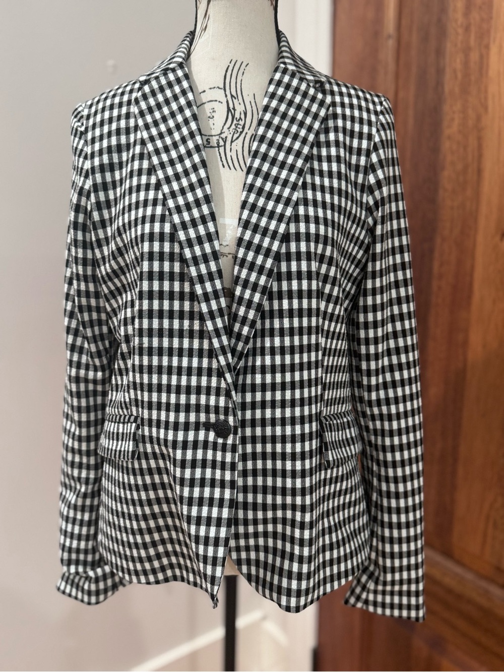 Black & White Gingham Single-Button Women's Blazer